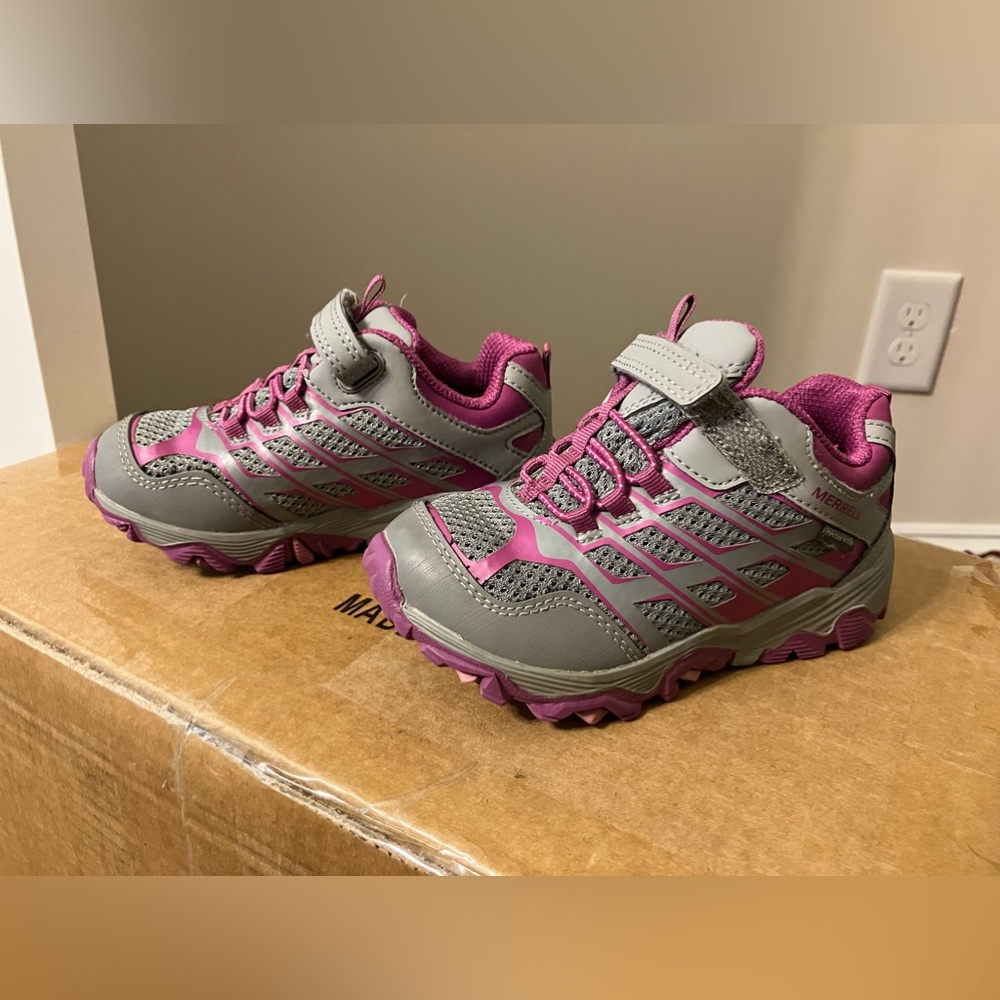 Little girls Merrell hiking shoes